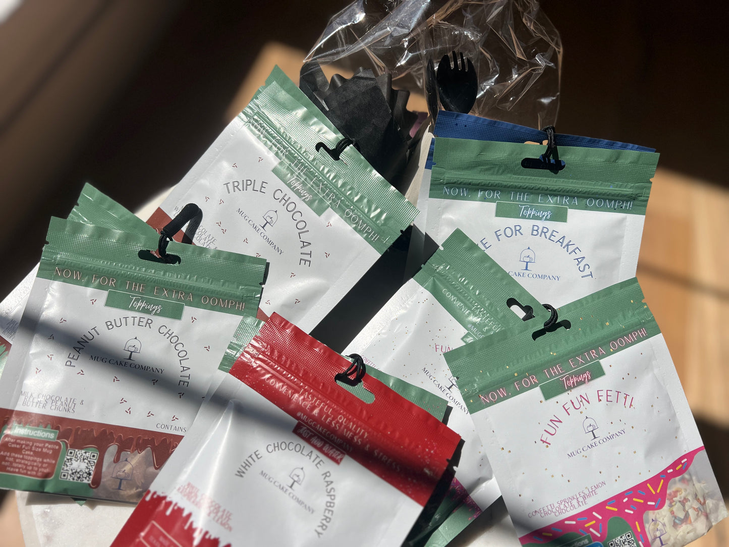 Short Term Rental Gifts-6 Gifts- Petite Cakes (2 Cakes each) with Setup