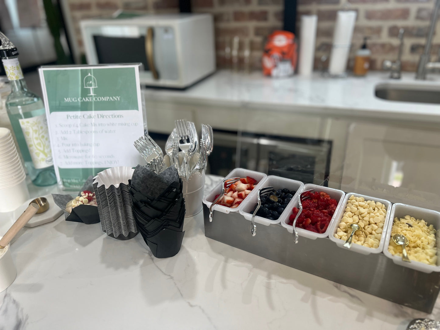 Petite Cake Open Bar for Events- Texas Hill Country Area (Within 1 hour of San Antonio, TX)